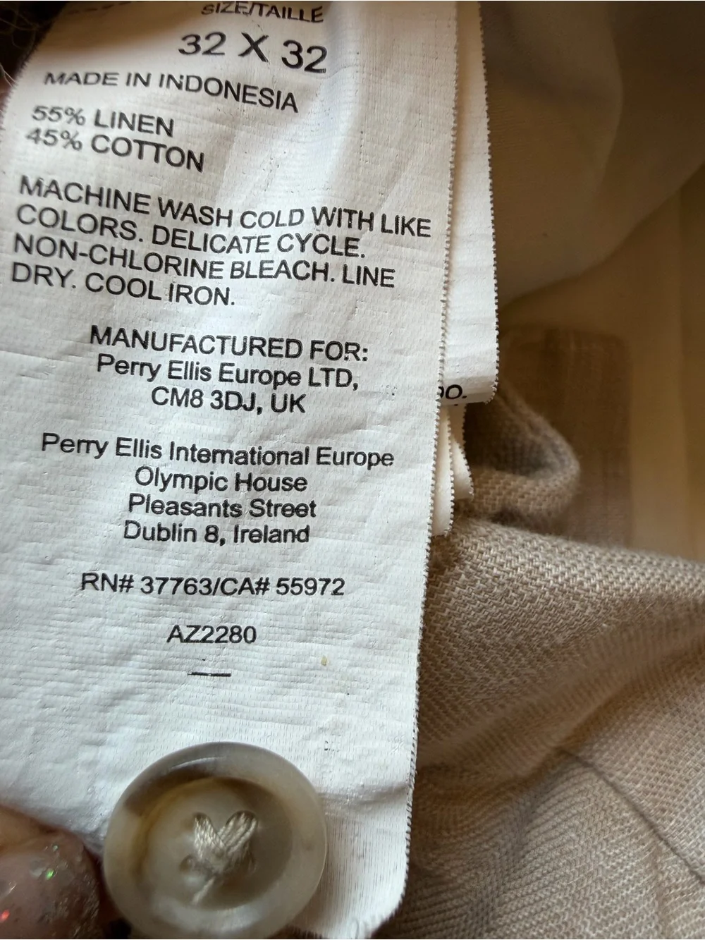 Perry Ellis Men's Light Beige Chinos